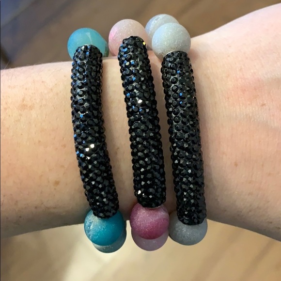 Agate druzy beaded stretch bracelet - Picture 2 of 7